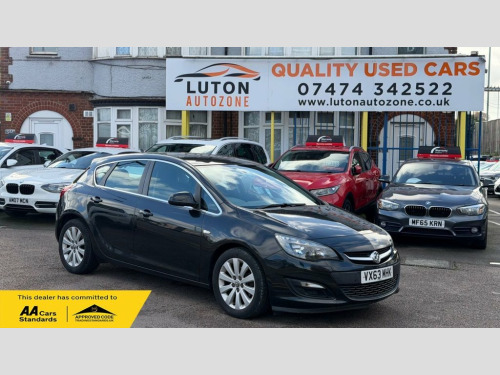 Vauxhall Astra  1.7 CDTi ecoFLEX Tech Line Hatchback 5dr Diesel Ma