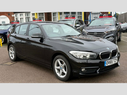 BMW 1 Series  1.5 118i SE Hatchback 5dr Petrol Manual Euro 6 (s/ 