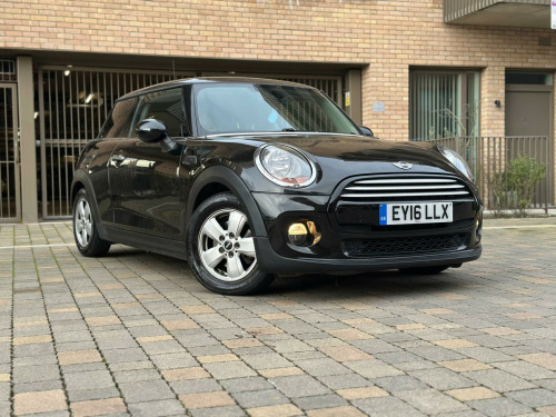 MINI Hatch  1.5 Cooper Auto Euro 6 (s/s) 3dr