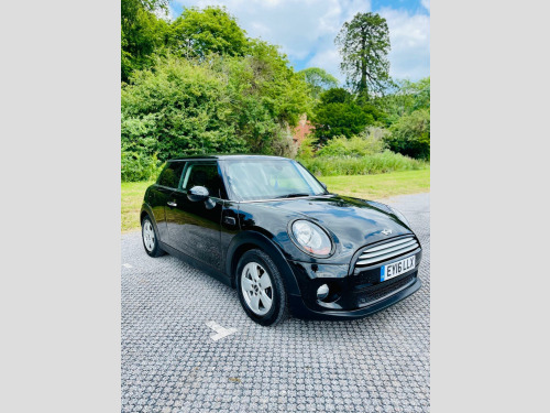 MINI Hatch  1.5 Cooper Auto Euro 6 (s/s) 3dr