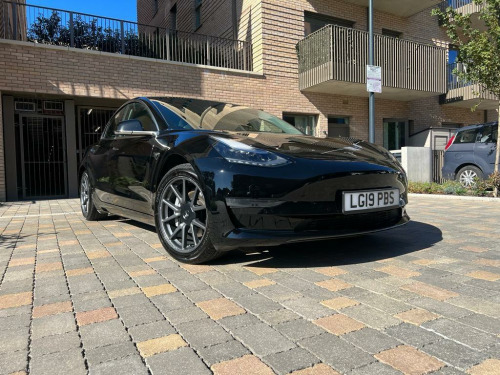 Tesla Model 3  Standard Range Plus Auto 4dr