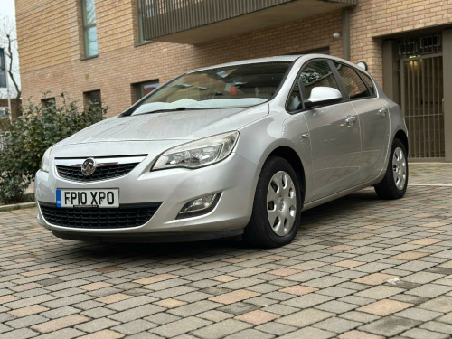 Vauxhall Astra  1.6 16v Exclusiv Auto Euro 5 5dr