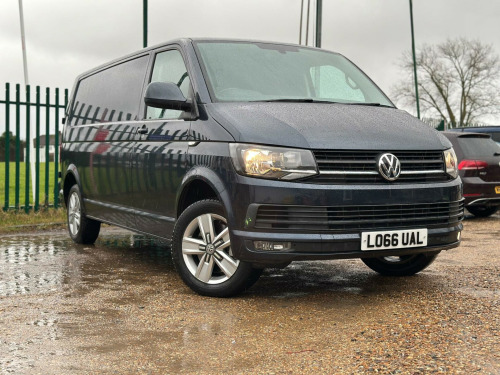 Volkswagen Transporter  2.0 BiTDI T32 BlueMotion Tech Highline DSG FWD LWB Euro 6 (s/s) 5dr