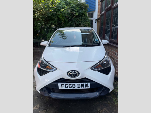 Toyota AYGO  1.0 VVT-i x-play Euro 6 5dr