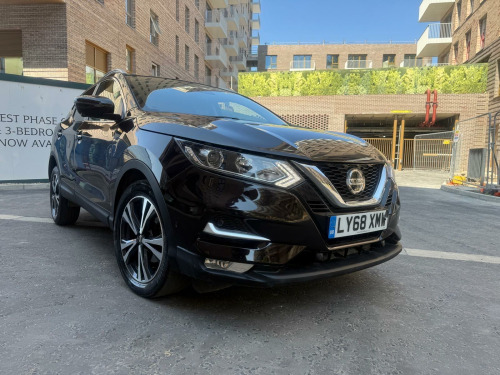 Nissan Qashqai  1.3 DIG-T N-Connecta DCT Auto Euro 6 (s/s) 5dr