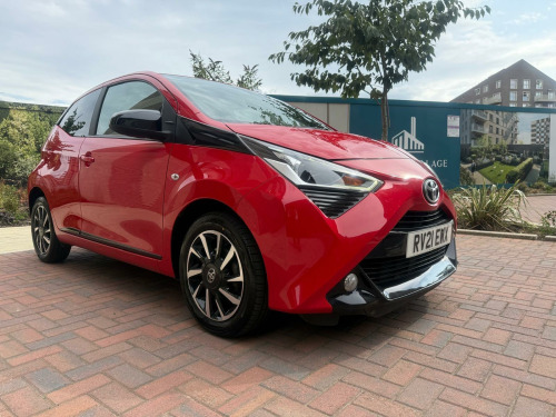 Toyota AYGO  1.0 VVT-i x-trend x-shift Euro 6 5dr (Safety Sense)