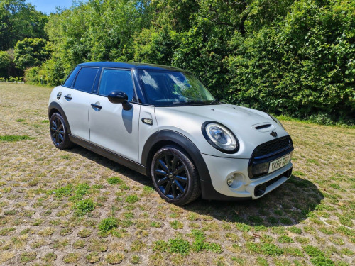 MINI Hatch  2.0 Cooper S Auto Euro 6 (s/s) 5dr