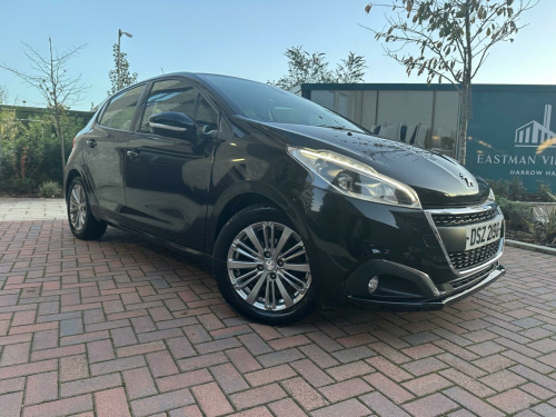 Peugeot 208  1.2 PureTech Signature Euro 6 (s/s) 5dr 
