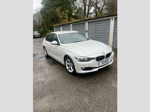 BMW 3 Series  2.0 320d SE Euro 5 (s/s) 4dr