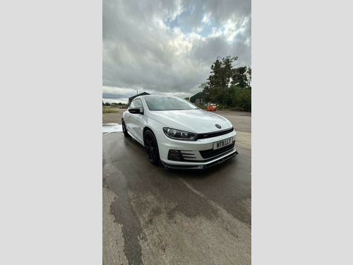 Volkswagen Scirocco  2.0 TSI BlueMotion Tech R-Line DSG Euro 6 (s/s) 3dr