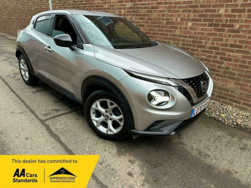 Nissan Juke  1.0 DIG-T N-Connecta DCT Auto Euro 6 (s/s) 5dr