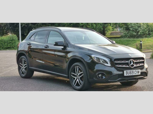 Mercedes-Benz C-Class  1.6 GLA180 Urban Edition 7G-DCT Euro 6 (s/s) 5dr