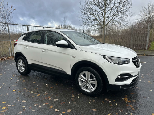 Vauxhall Grandland X  1.2 Turbo GPF SE SUV 5dr Petrol Manual Euro 6 (s/s) (130 ps)