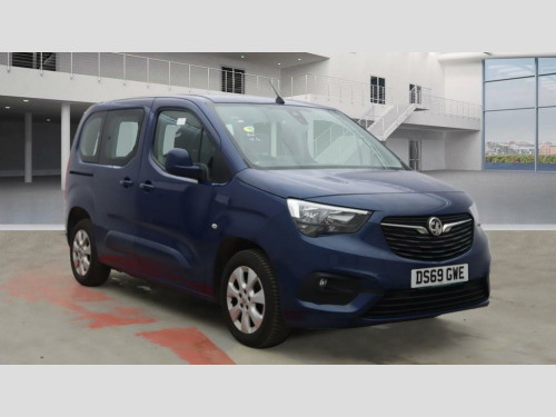 Vauxhall Combo  1.5 Turbo D BlueInjection Energy MPV 5dr Diesel Auto Euro 6 (s/s) (130 ps)