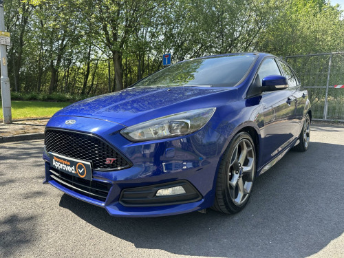 Ford Focus  2.0 TDCi ST-3 Hatchback 5dr Diesel Manual Euro 6 (s/s) (185 ps)