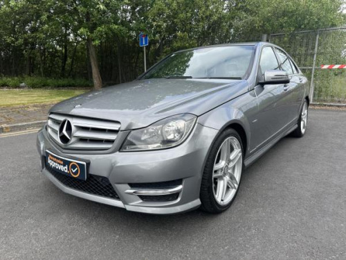 Mercedes-Benz C-Class C220 2.1 C220 CDI BlueEfficiency Sport Saloon 4dr Diesel G-Tronic+ Euro 5 (s/s) 