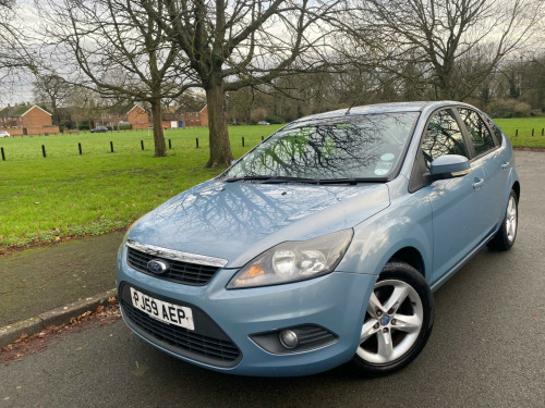 Ford Focus  1.6 Zetec 5dr