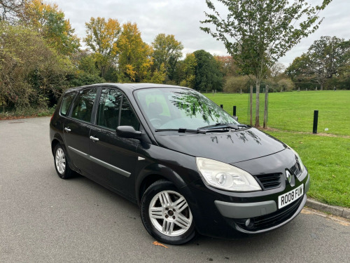 Renault Grand Scenic  1.9 dCi FAP Dynamique 5dr