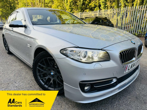 BMW 5 Series 523 523i Luxury Saloon Petrol Auto 5DR  S/S