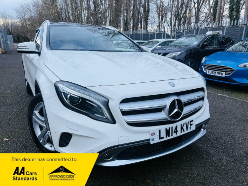 Mercedes-Benz GLA-Class GLA250 2.0 GLA250 AMG Line (Premium) SUV 5dr Petrol G-Tronic 4MATIC Euro 6 (s/s) ( 