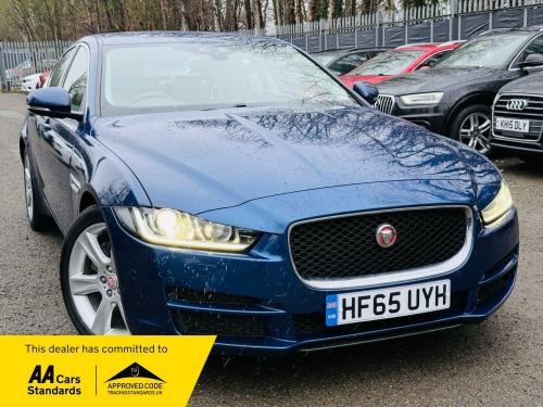 Jaguar XE  2.0d Portfolio Auto Euro 6 (s/s) 4dr 
