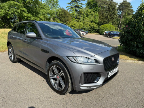 Jaguar F-PACE  2.0 D180 Chequered Flag Auto AWD Euro 6 (s/s) 5dr