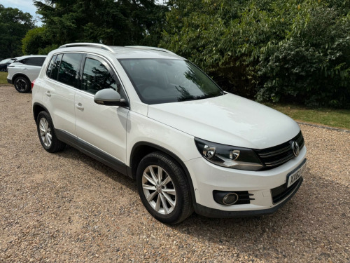 Volkswagen Tiguan  2.0 TDI BlueMotion Tech SE 2WD Euro 5 (s/s) 5dr