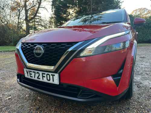 Nissan Qashqai  1.3 DIG-T MHEV Acenta Premium Euro 6 (s/s) 5dr