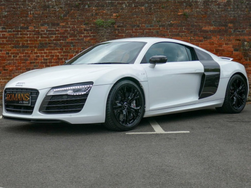 Audi R8  5.2 FSI V10 Plus Coupe 2dr Petrol S Tronic quattro