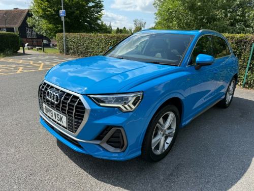 Audi Q3  1.5 TFSI CoD 35 S line S Tronic Euro 6 (s/s) 5dr