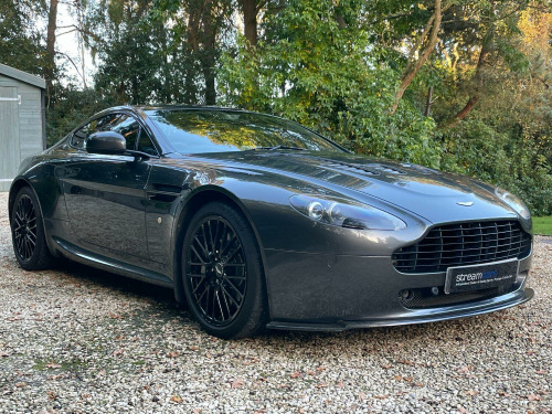 Aston Martin Vantage  4.7 V8