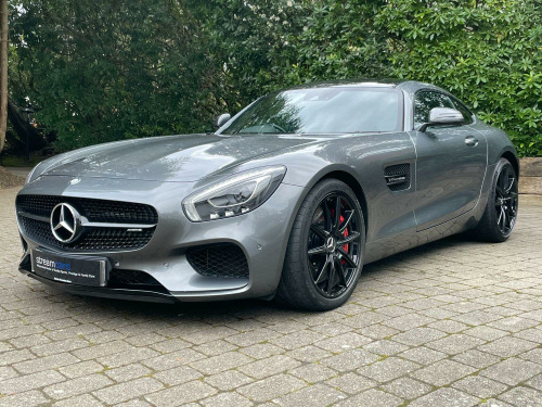 Mercedes-Benz AMG  4.0 V8 BiTurbo S 