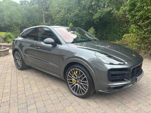 Porsche Cayenne  4.0 V8 E-Hybrid 14.1kWh Turbo S