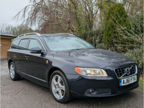 Volvo V70  2.4 D5 SE LUX Facelift Geartronic Auto 5-Door Diesel Automatic Estate