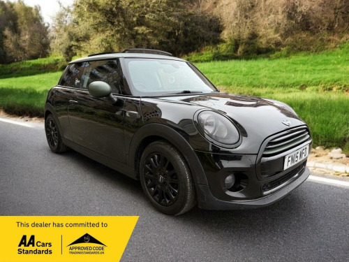 MINI Hatch  1.5 Cooper Auto Euro 6 (s/s) 3dr