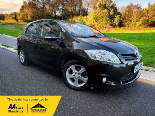 Toyota Auris  1.6 V-Matic TR 5dr