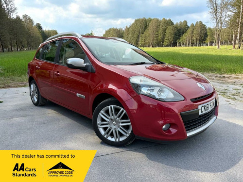 Renault Clio  1.2 TCe Dynamique TomTom Sport Tourer Euro 5 5dr