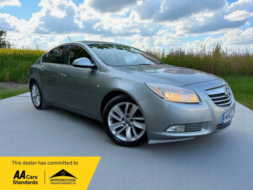 Vauxhall Insignia  2.0 CDTi SRi Auto Euro 5 5dr