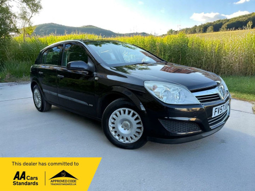 Vauxhall Astra  1.8i 16v Life 5dr