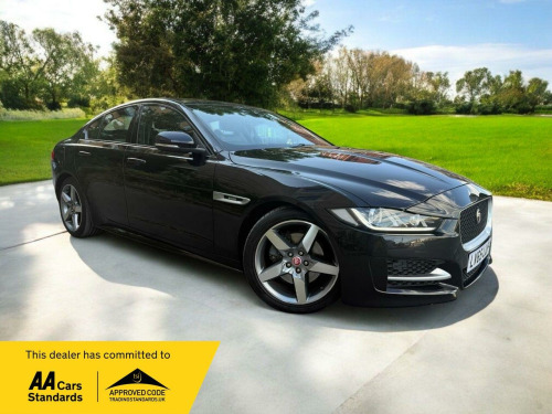 Jaguar XE  2.0d R-Sport Auto Euro 6 (s/s) 4dr