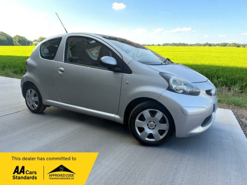 Toyota AYGO  1.0 VVT-i + MultiMode Euro 4 3dr