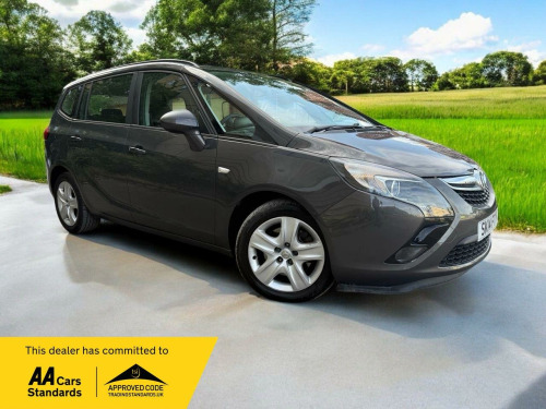 Vauxhall Zafira Tourer  2.0 CDTi Exclusiv Auto Euro 5 5dr