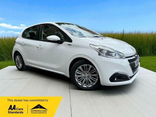 Peugeot 208  1.2 PureTech Signature Euro 6 (s/s) 5dr