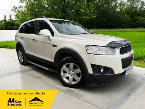 Chevrolet Captiva  2.2 VCDi LT 4WD Euro 5 5dr (7 Seats)