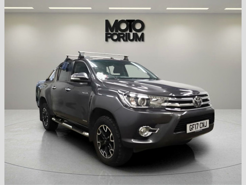 Toyota Hi-Lux  2.4 D-4D Invincible X Auto 4WD Euro 6 4dr (TSS, 3.5t)