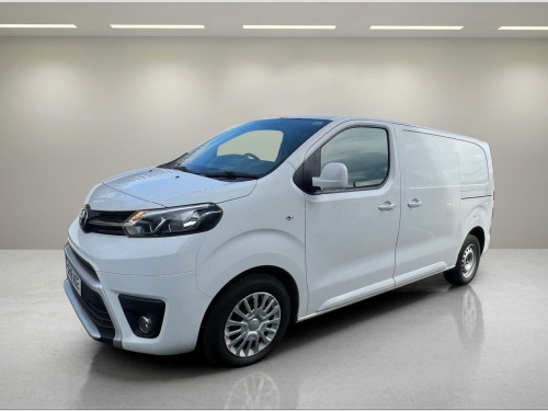 Toyota Proace  2.0D Comfort Medium Panel Van MWB Euro 6 (s/s) 6dr