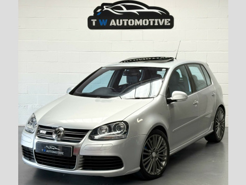 Volkswagen Golf  3.2 V6 R32 DSG 4Motion 5dr