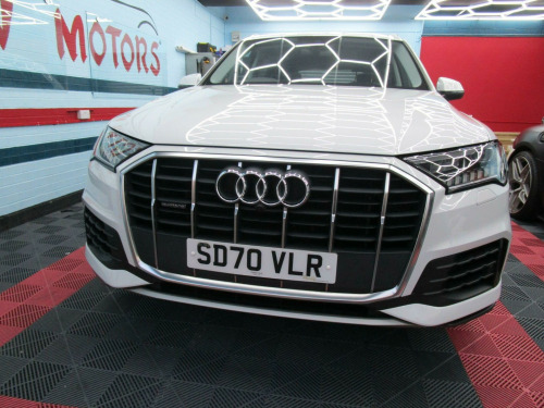 Audi Q7  3.0 TFSIe V6 55 Sport Tiptronic quattro Euro 6 (s/s) 5dr 17.9kWh