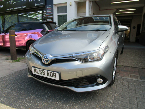Toyota Auris  1.8 VVT-h Icon CVT Euro 6 (s/s) 5dr (Safety Sense)