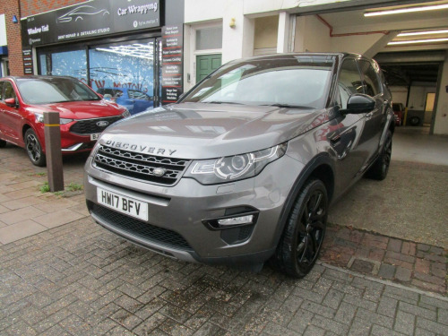 Land Rover Discovery Sport  2.0 TD4 HSE Black Auto 4WD Euro 6 (s/s) 5dr